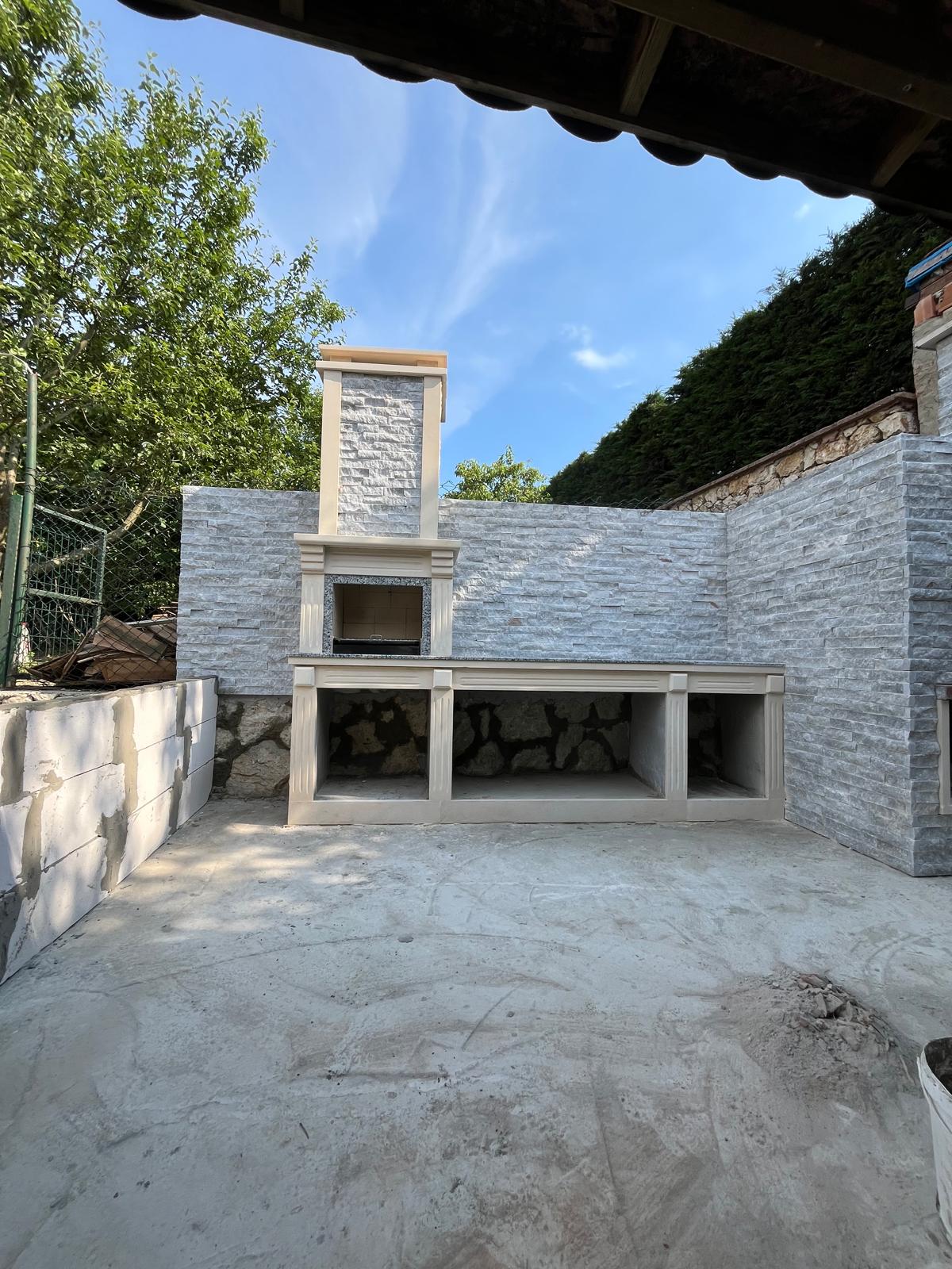 ''Doğal Taş Barbekü - Hem Şık Hem Dayanıklı ''